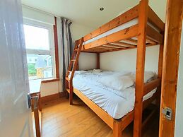 Reef Lodge Apartments