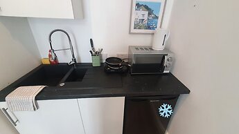 Reef Lodge Apartments