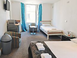 Reef Lodge Apartments