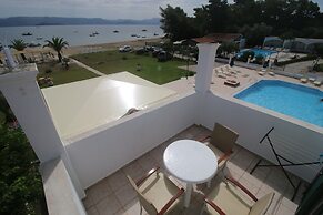 Utopia Kavos Hotel