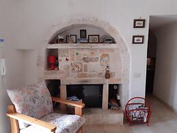 Trulli sotto La Cupa