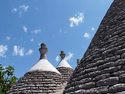 Trulli sotto La Cupa