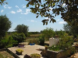 Trulli sotto La Cupa