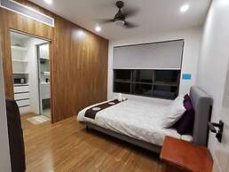 Serviced Waterfront Whole Villa Sydney