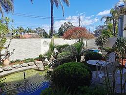 Serviced Waterfront Whole Villa Sydney