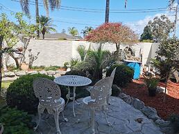 Serviced Waterfront Whole Villa Sydney