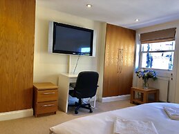 Buckingham Palace View Apartment