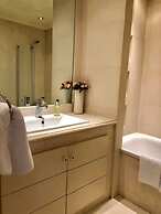 Buckingham Palace View Apartment