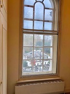 Buckingham Palace View Apartment