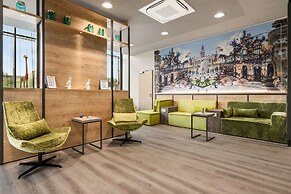 Super 8 by Wyndham Dresden