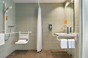 Super 8 by Wyndham Dresden