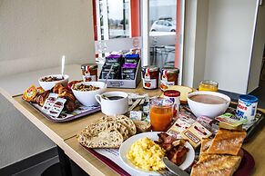 B&B HOTEL MONTELIMAR Sud