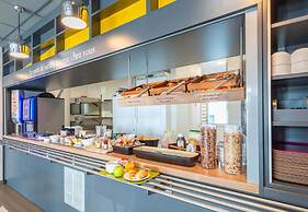 B&B HOTEL MONTELIMAR Sud