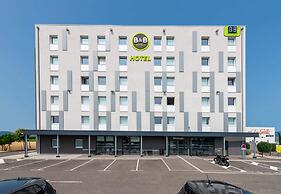 B&B HOTEL MONTELIMAR Sud