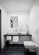 Ecome Hotel