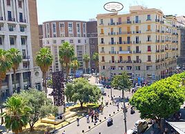Piazza Carità