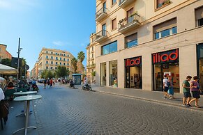 Piazza Carità