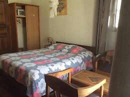 Tana-Jacaranda - Hostel