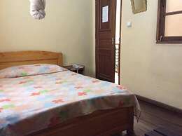 Tana-Jacaranda - Hostel