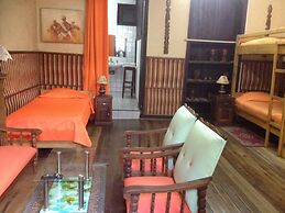 Tana-Jacaranda - Hostel