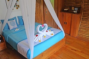 Lagoona Beach Bungalows