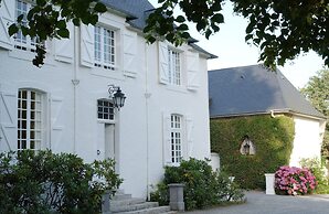Clos Mirabel Manor B&B
