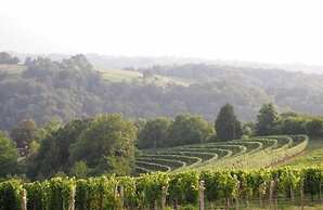 Clos Mirabel Manor B&B