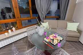 Hermoso Housing