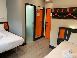 easyHotel Milton Keynes