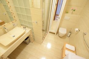 Elegant Apartment Old Town III