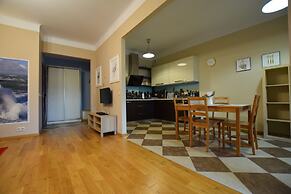 Elegant Apartment Old Town III