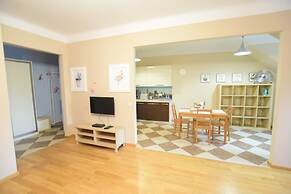 Elegant Apartment Old Town III