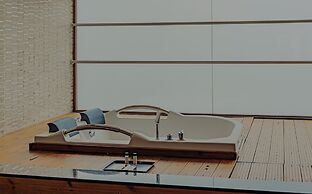 Amber Dale Luxury Hotel & Spa