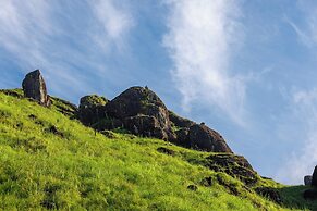 Amber Dale Luxury Hotel & Spa