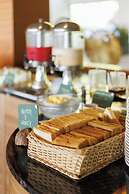 Amber Dale Luxury Hotel & Spa