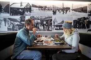 Blue Mountain Resort Inn