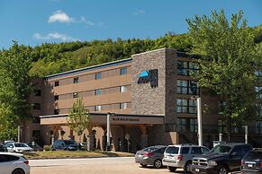 Blue Mountain Resort Inn