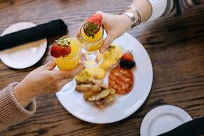 Blue Mountain Resort Inn