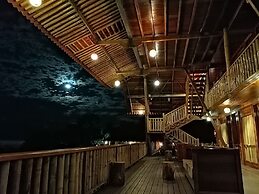 Heimatlos Rainforest Lodge