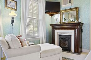 Westbrook Inn B&B