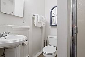 Westbrook Inn B&B