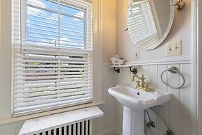 Westbrook Inn B&B