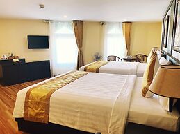 Hoang Minh Chau Ba Trieu Hotel