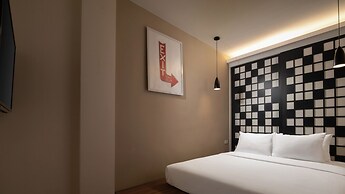 Hanoi Lakeside Premium Hotel