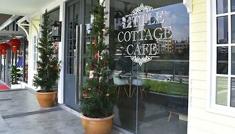 The Robertsons by Urban Suites