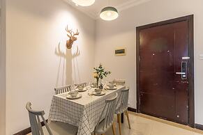 Locals Boutique Apartment Huafa Plaza 11