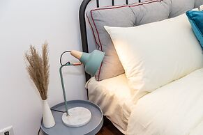 Locals Boutique Apartment Huafa Plaza 11