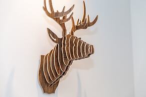 Locals Boutique Apartment Huafa Plaza 11