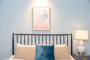 Locals Boutique Apartment Huafa Plaza 11