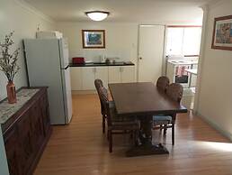 Forrest St Apartments